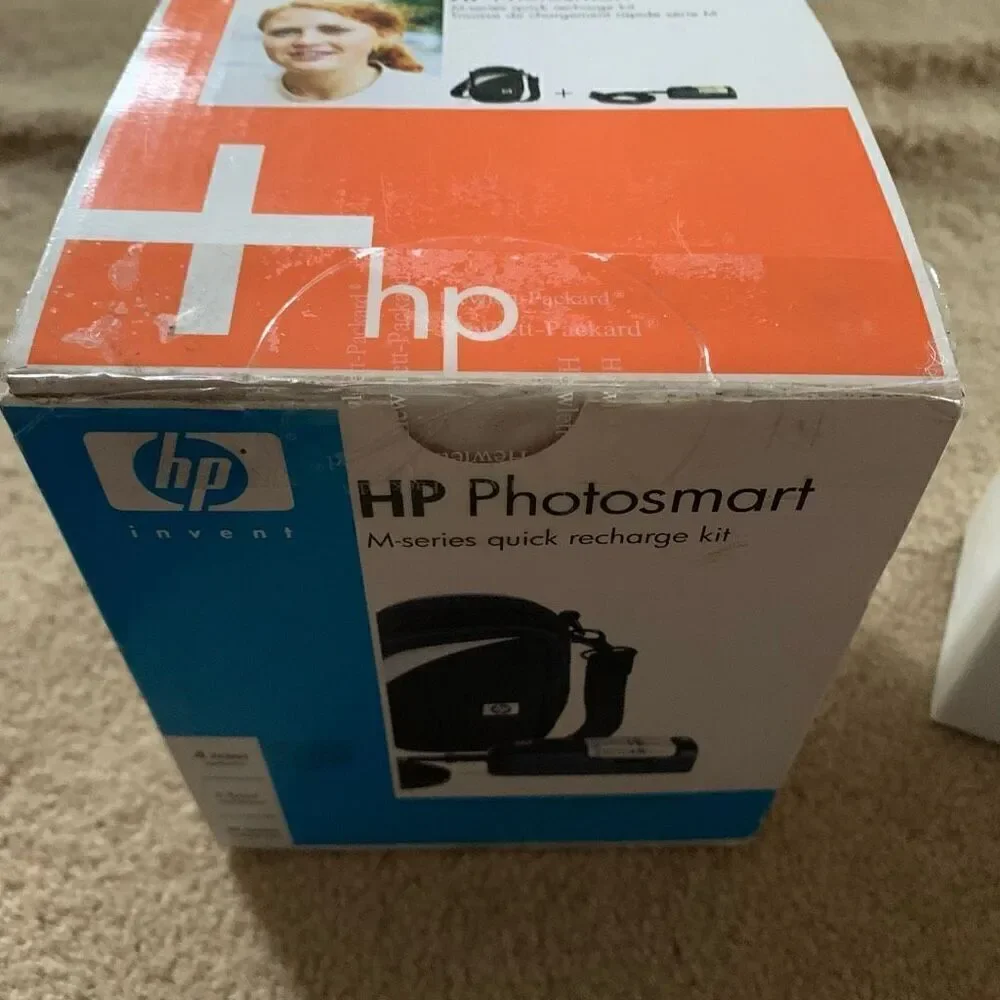 HP Photosmart M-Series Quick Recharge Kit New Open Box No Camera Case